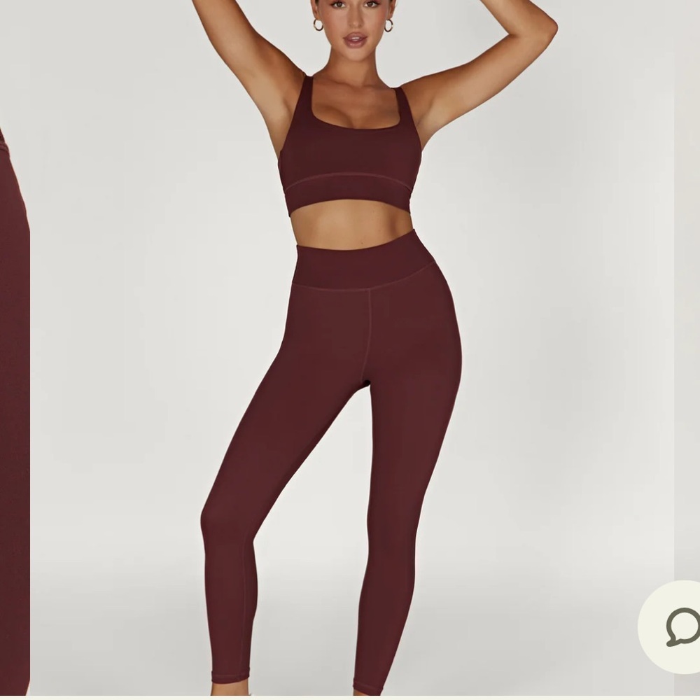 Meshki V Back Athletic Sports Set Mahogany